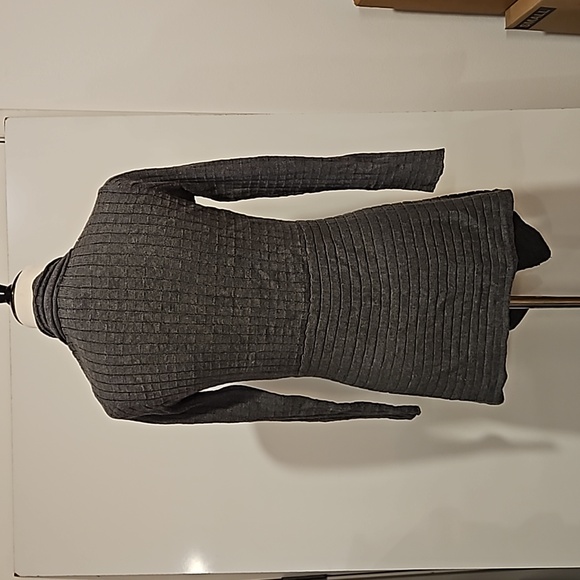 St John's Bay open front hi-lo gray knit cardigan Medium Office Travel - Picture 9 of 10